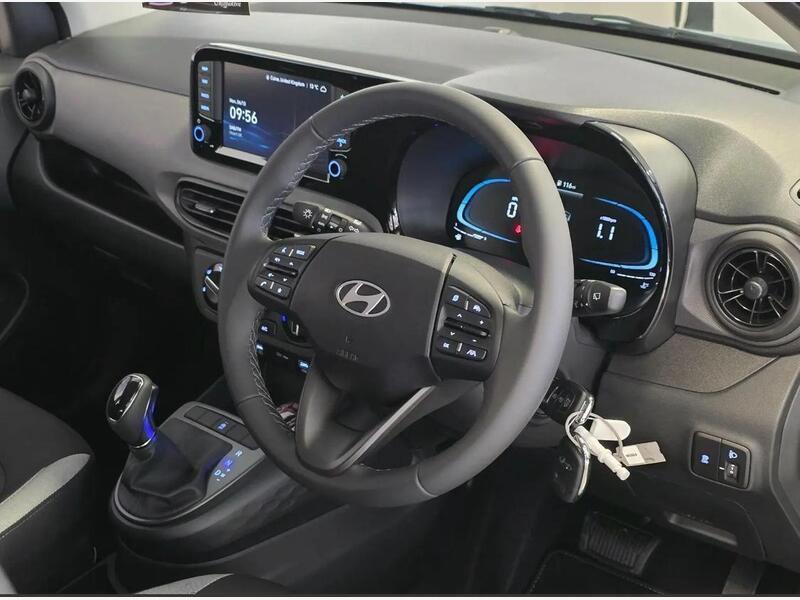 Mangrove Green 2025 Hyundai i10 - Photo 3